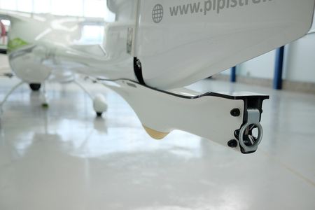 Pipistrel Virus SW121 Glider tow hook F-HVIR